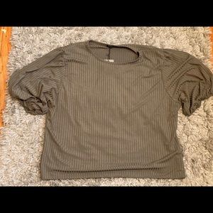 Peplum sleeved cropped shirt